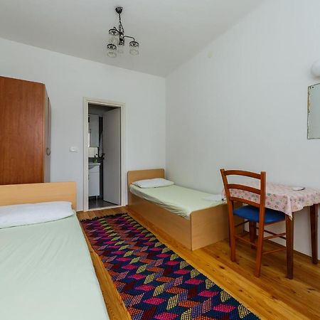 Apartment Jelen Kaštela Zewnętrze zdjęcie