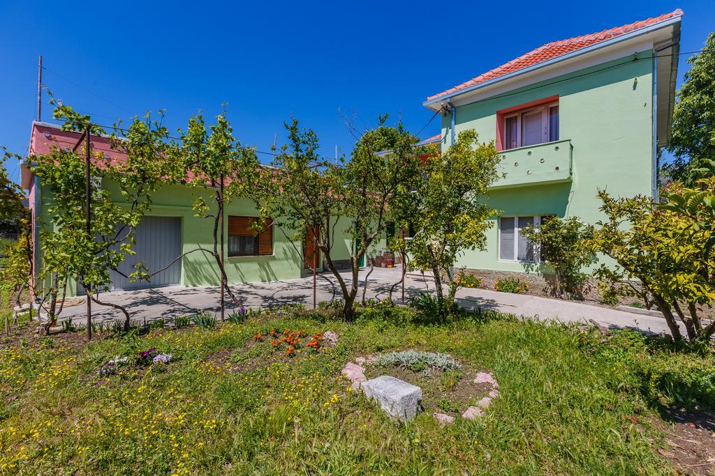 Apartment Jelen Kaštela Zewnętrze zdjęcie